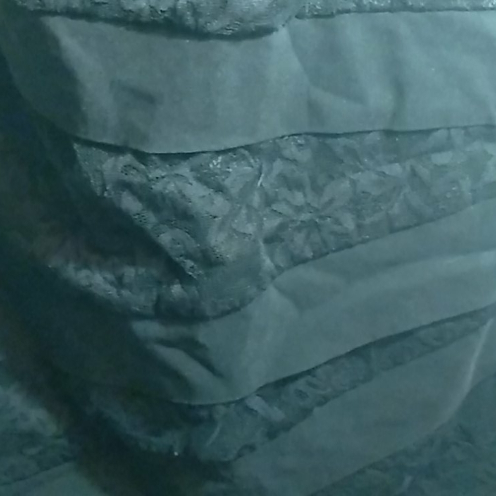 Dress - Picture 3 of 4